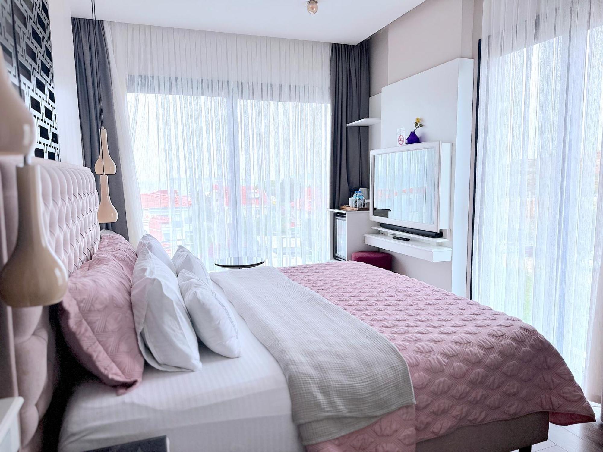 Ferush Boutique Hotel ウルラ エクステリア 写真